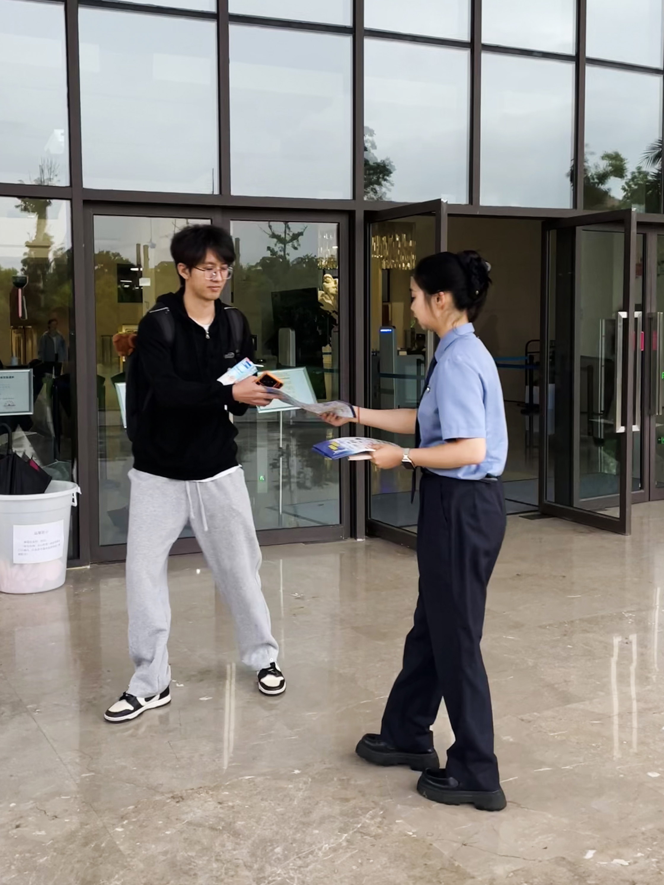 宣传3.jpg